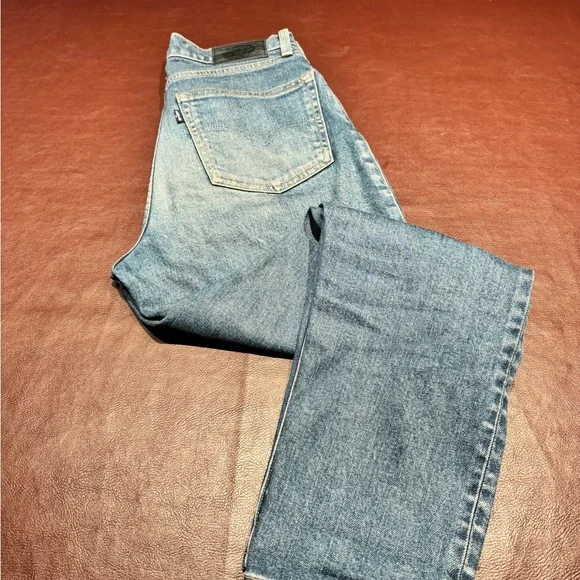 Made in Japan Levi's High Rise Boyfriend Jeans - Picture 11 of 14